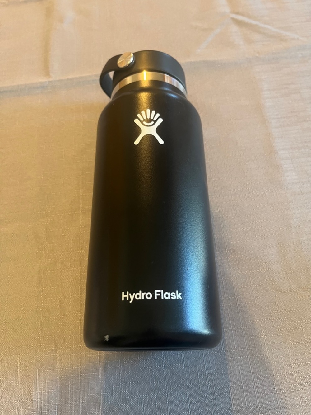 Hydro Flask Matte Black Insulated Water Bottle with Carry Loop